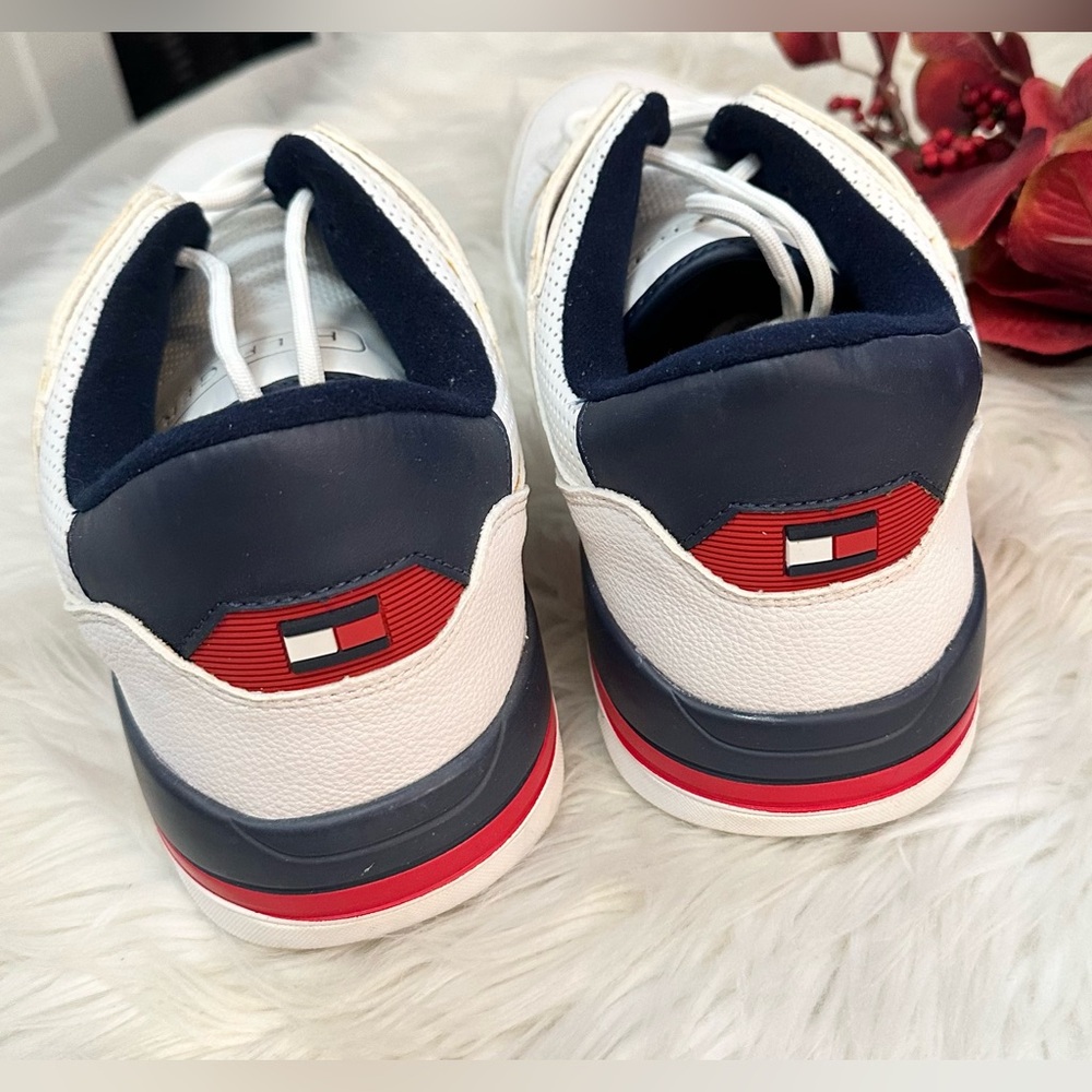 Men’s Tommy Hilfiger White Sneakers w/Red & Blue Striped Detail Sz 11.5 - Picture 3 of 10